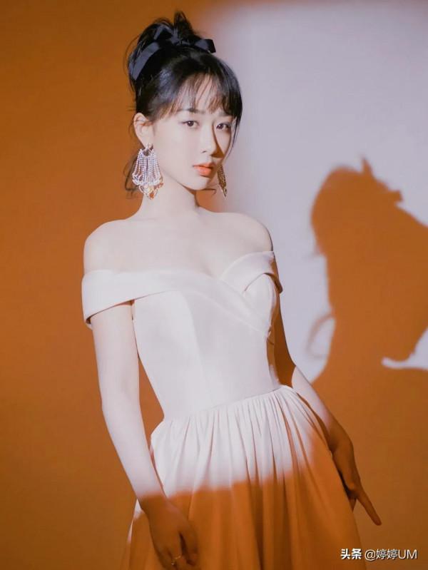 楊紫,膚白貌美、可愛甜美、笑容燦爛,好看的女人讓人心動不已 楊紫,膚白貌美、可愛甜美、笑容燦爛,好看的女人讓人心動不已