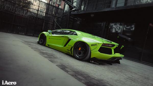 潮流+蠻牛 / 思想+態度 潮流+蠻牛 / 思想+態度