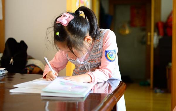 這也算“體罰”？老師新式懲罰方法，讓學生家長只能忍氣吞聲