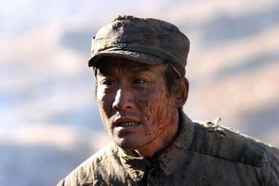 油頭粉面就別演軍人，影帝梁家輝告訴你，軍人應該怎麼演