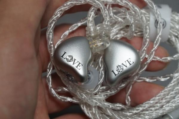 華為旗艦雙腰斬！接近K3003音質的百元耳機？雙11史詩級剁手指南