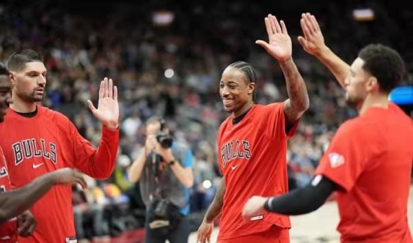 東部黑馬公牛打破西部爵士的不敗金身,歷史的神話或將改寫 東部黑馬公牛打破西部爵士的不敗金身,歷史的神話或將改寫