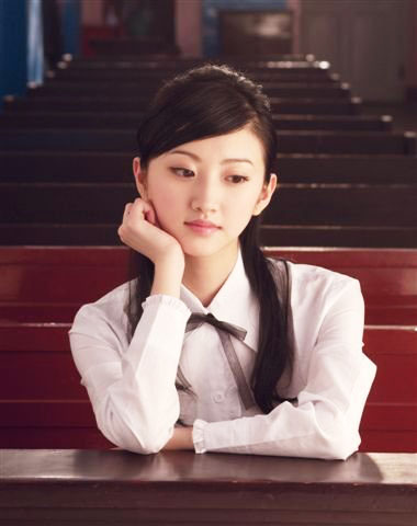 衣服是這個時代最後的美好環境