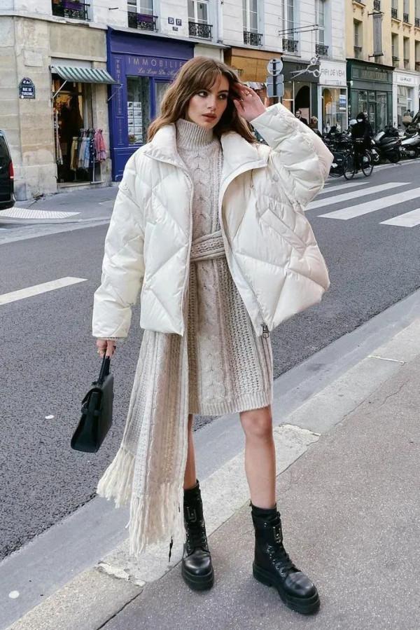 外套裡面別總穿衛衣了，今冬這樣穿最流行