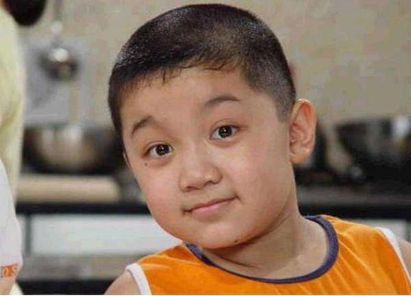 一個角色吃到老？尤浩然還在蹭家有兒女熱度，網友齊聲拒絕