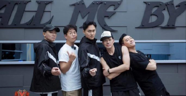 香港明星來內地發展:50歲的賣情懷,40歲的拼保養,30歲的混不開 香港明星來內地發展:50歲的賣情懷,40歲的拼保養,30歲的混不開