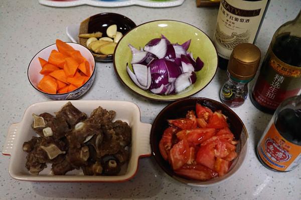 冬日牛肉做菜有講究,六道爆款食譜,燉菜湯麵用對食材,好吃不貴 冬日牛肉做菜有講究,六道爆款食譜,燉菜湯麵用對食材,好吃不貴