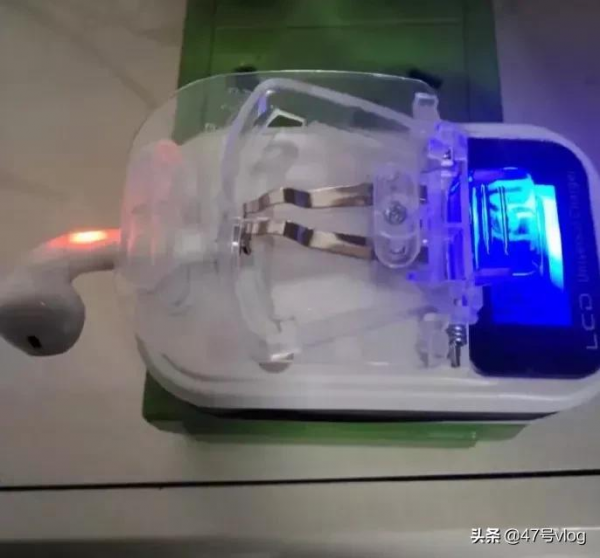 這應該是黃曉明最想刪的一張照片，沒有之一