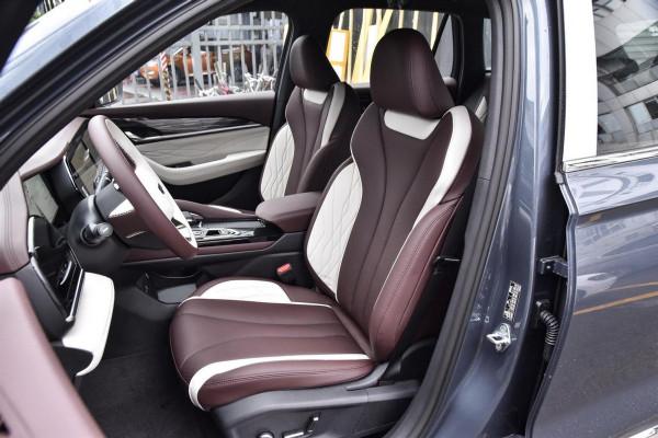 面子裡子都有，星越L全系2&period;0T動力，內飾豪華，不足14萬起