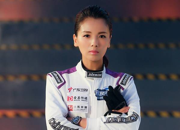 趙文卓繡花、劉濤賽車、苗圃開飛機,這些明星竟是隱藏技能高手? 趙文卓繡花、劉濤賽車、苗圃開飛機,這些明星竟是隱藏技能高手?