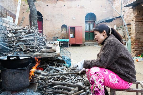 走進&OpenCurlyDoubleQuote;開國將軍村&rdquo;，喜看邙嶺新變化，禿山變綠山，窯洞變樓房