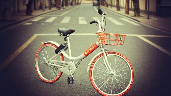 胡瑋煒有多精明，把爛攤子留給美團，自己拿走15億元退場