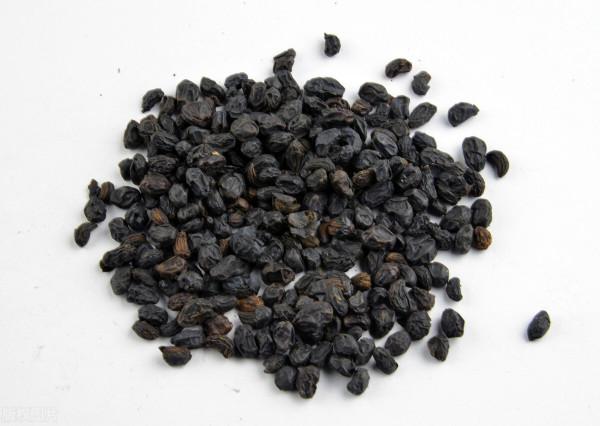 白頭髮多，頭髮稀疏、甚至脫髮？兩個中藥，滋補肝腎，生髮烏髮