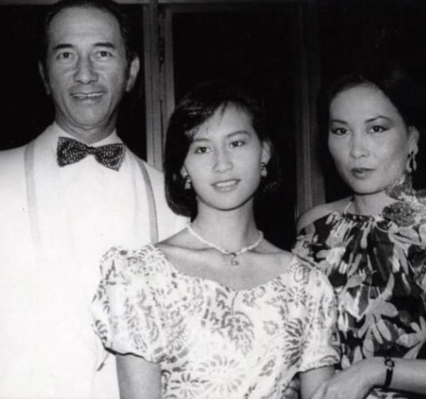 28年前陳百強去世,何超瓊堅持為他扶靈,當年賭王真的棒打鴛鴦嗎 28年前陳百強去世,何超瓊堅持為他扶靈,當年賭王真的棒打鴛鴦嗎