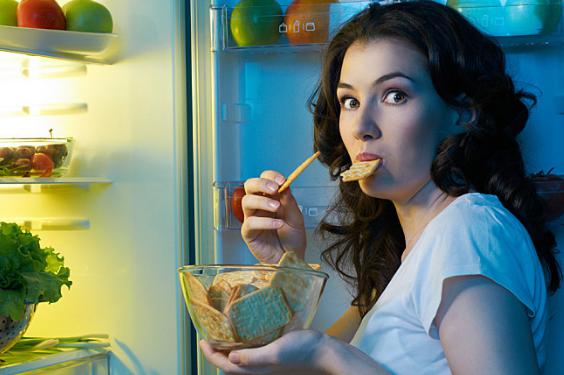 水果當飯、拒吃主食：錯誤“管住嘴”減不了肥