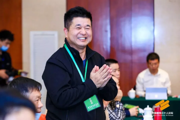 不尊重人性,不關注個性的教育不是真教育 不尊重人性,不關注個性的教育不是真教育