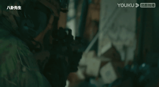 《飛虎之壯志英雄》:用最強大的港劇陣容,拍出最爛的合拍劇 《飛虎之壯志英雄》:用最強大的港劇陣容,拍出最爛的合拍劇