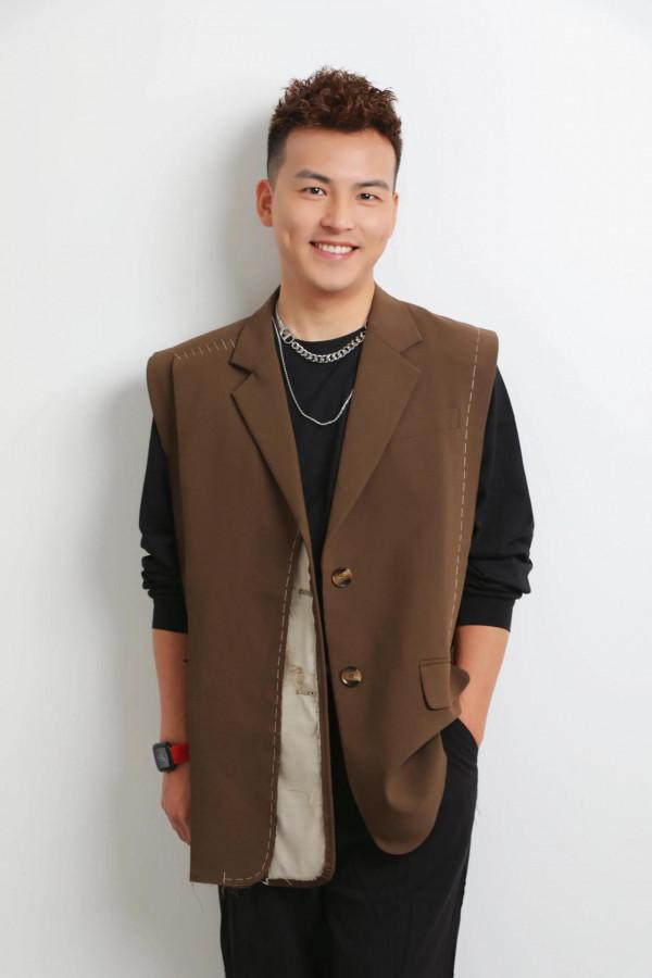 髮型師服裝搭配中心