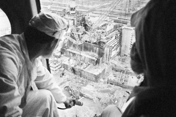 “請給我1500克的伏特加!”切爾諾貝利事故,飛行員們從容赴死 “請給我1500克的伏特加!”切爾諾貝利事故,飛行員們從容赴死