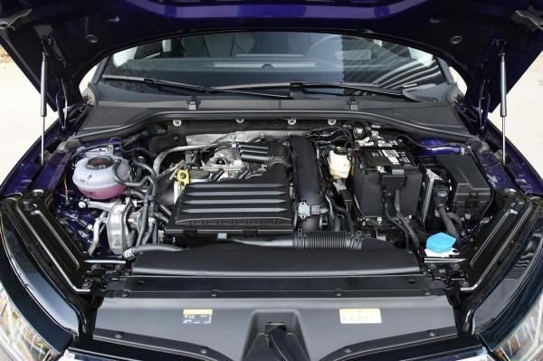 比速騰實惠，大空間高顏值，油耗僅5.5L，明銳PRO實力不一般