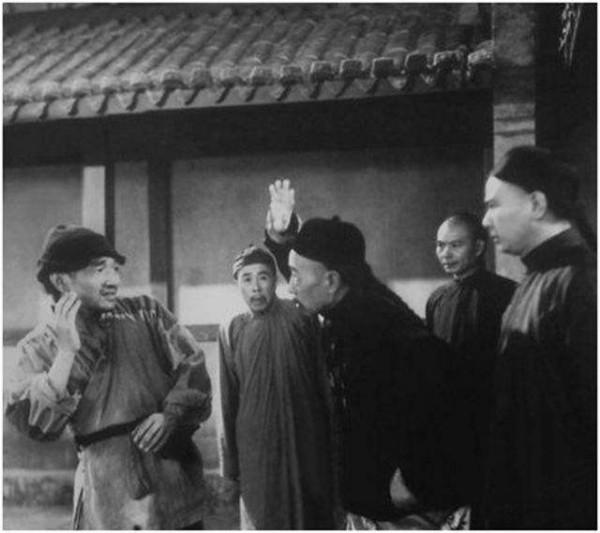 殺害劉胡蘭的張全寶：躲回山西老家當小販，因妻子倒便盆暴露行蹤