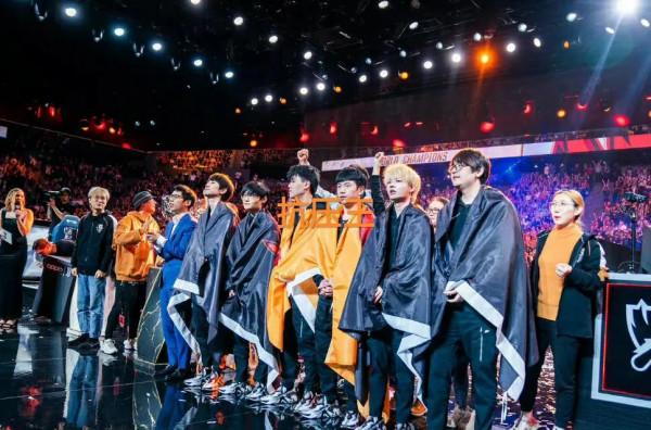 870擊殺、1883助攻，“LPL首個S賽冠軍退役，Doinb回應令人心酸”