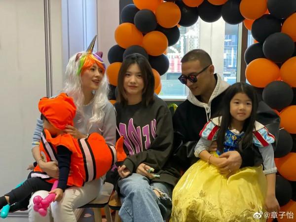 章子怡一家過萬聖節！小蘋果高顏值豔壓後媽，郭富城把方媛寵上天