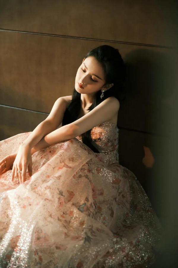 沒有“長殘”的童星宋祖兒，青春靚麗已經初步具備女神氣質了