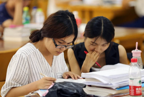 教育部公佈新規定，2022年將全面執行，往屆生直呼幸虧已經畢業了