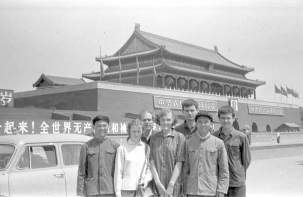 她造出美國首枚核彈，拿到中國第一張綠卡，為何卻在中國農村養牛