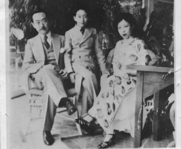 1976年，漢奸妻子赴日討要鉅額遺產，竟在法庭上遇到四個&OpenCurlyDoubleQuote;自己&rdquo;