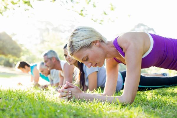 50歲後,如何避免加速衰老,提升生命質量?做好5個方面很重要 50歲後,如何避免加速衰老,提升生命質量?做好5個方面很重要