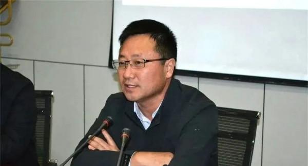 青藍結對共育桃李 師徒同行共築未來 | 棠張中學舉行新老教師結對幫扶儀式 青藍結對共育桃李 師徒同行共築未來 | 棠張中學舉行新老教師結對幫扶儀式