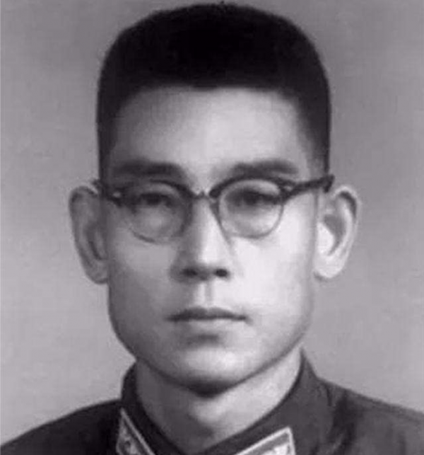 毛主席70大壽，親自派車去接毛遠志：這麼多年，你怎麼不來看我？