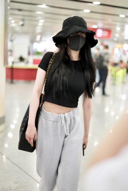 明星穿搭圖集——楊冪