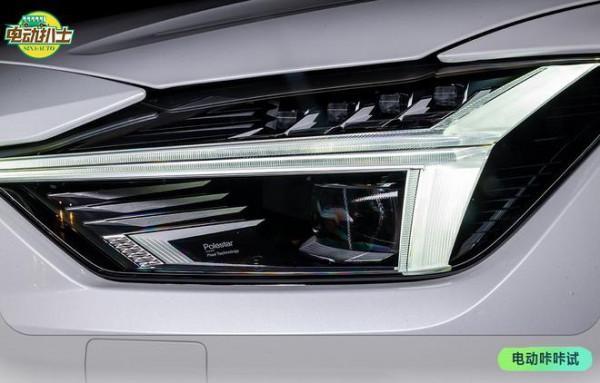 高冷不冰冷 極星2智慧配置夜間體驗