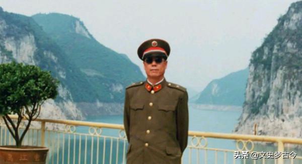 1990年,傅全有平調蘭州軍區,他的搭檔是誰?四野出身的沙場老將 1990年,傅全有平調蘭州軍區,他的搭檔是誰?四野出身的沙場老將