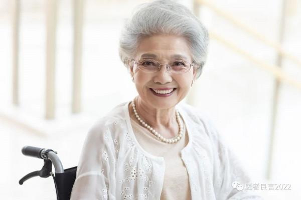 無論男女，50歲均是壽命決定期，長壽還是短命，就看這5種表現