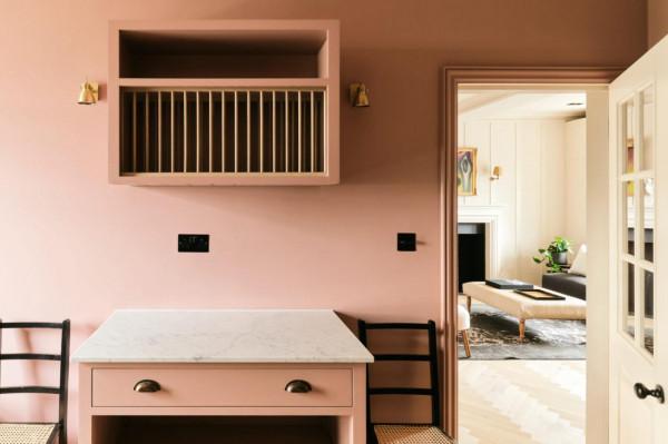 47㎡的歷史小公寓,卻有一個現代感十足的粉色廚房!藝術感爆棚 47㎡的歷史小公寓,卻有一個現代感十足的粉色廚房!藝術感爆棚