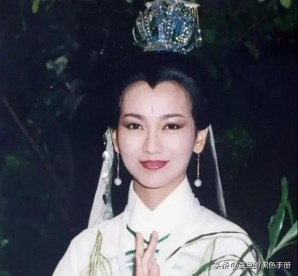 19版觀音對比：有的像過家家，有的像鬼片，有的讓觀眾合十跪拜