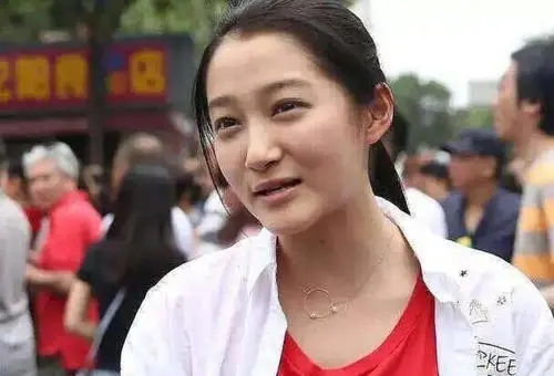 看了明星的生圖，你還追星嗎？網友：“慘不忍睹”與路人無異