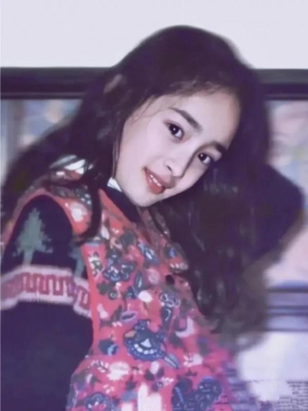 17位女星童年照,你能認出來誰?有人從小美到大,有人女大十八變 17位女星童年照,你能認出來誰?有人從小美到大,有人女大十八變