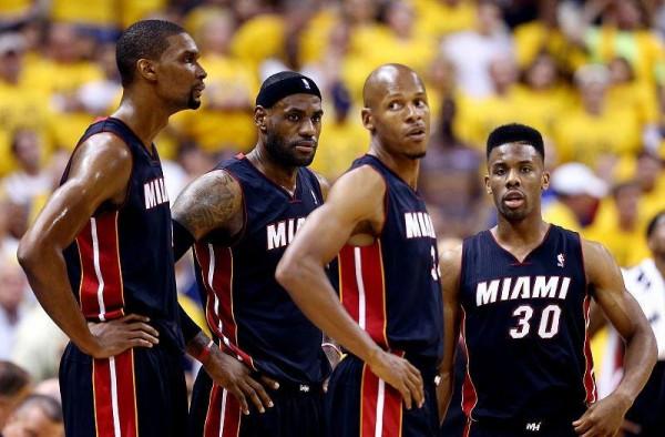 “我只想來抱個大腿,原來我才是真大腿!”細數這類的五大球星 “我只想來抱個大腿,原來我才是真大腿!”細數這類的五大球星