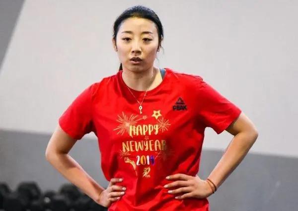 天津女排主力副攻王媛媛受傷，江蘇女排全運會奪冠有望