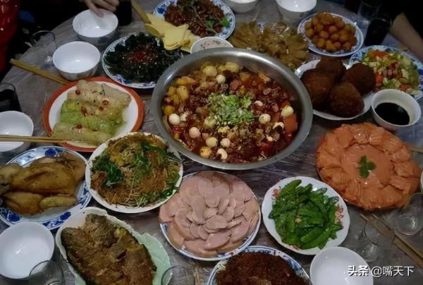 2022舌尖上的年味之老北京的年夜飯，“四四見底”有講究