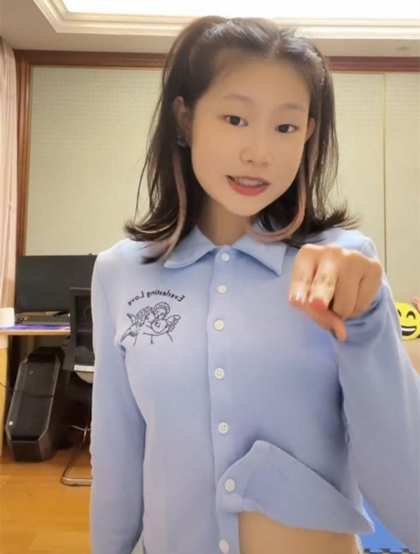 吳鎮宇兒子發福、郭濤兒子變壯、小瀋陽女兒變美，昔日萌娃大變樣