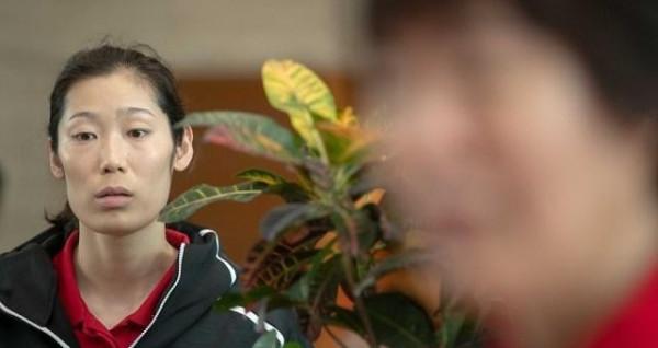 女排隊長朱婷私下真會穿，就算是樸素的運動服，也穿出了時尚感