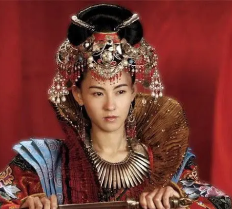 謝霆鋒：父母早年離異，他也離婚了，對兩個兒子有愧疚