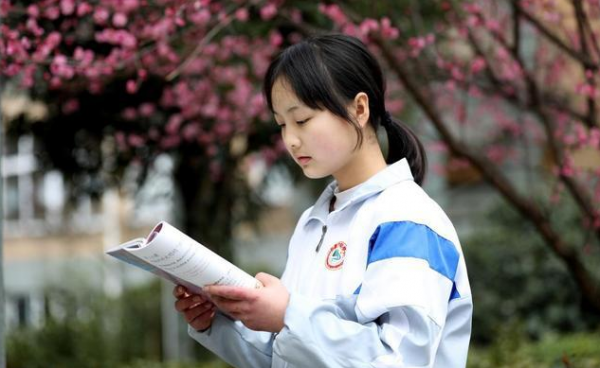 高三平時成績400分左右,還能考上本科嗎?任教10年班主任告訴你 高三平時成績400分左右,還能考上本科嗎?任教10年班主任告訴你