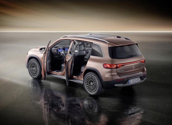 全新賓士EQB官圖釋出！軸距2829mm 售價預計不超34萬！